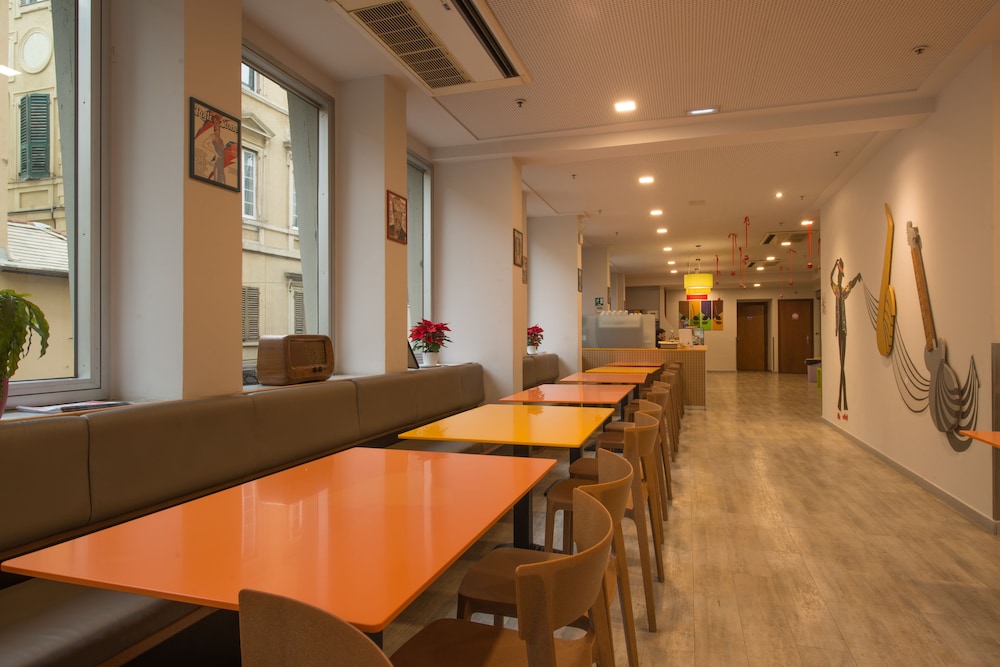 Hotel Nologo 58/72