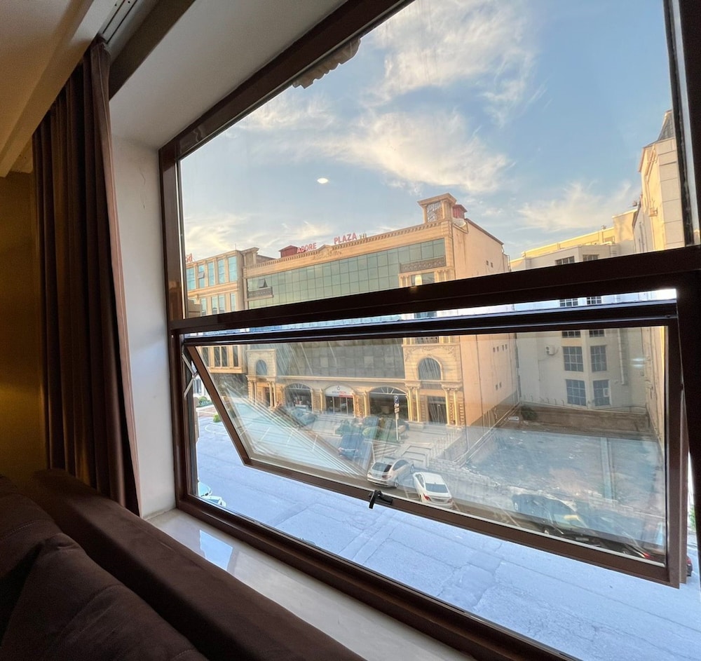 GM City Hotel 34/50