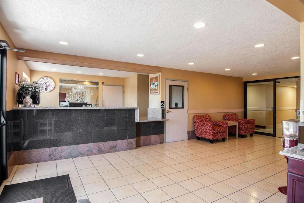 Bridgeway Inn & Suites Sublimity 4/41
