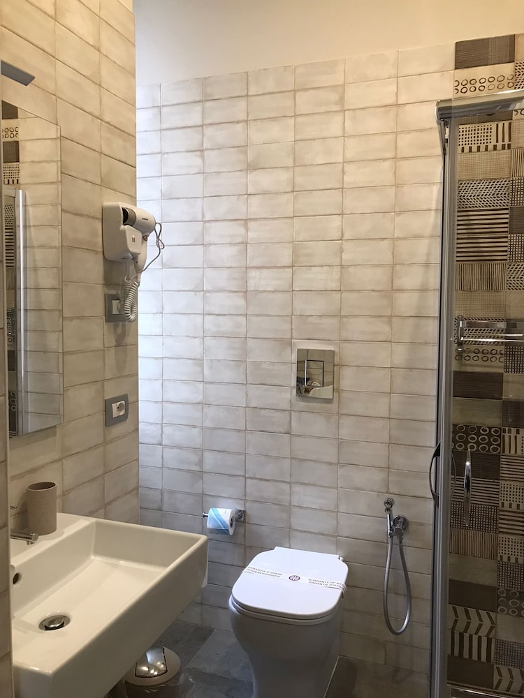Schilizzi Hotel 41/50