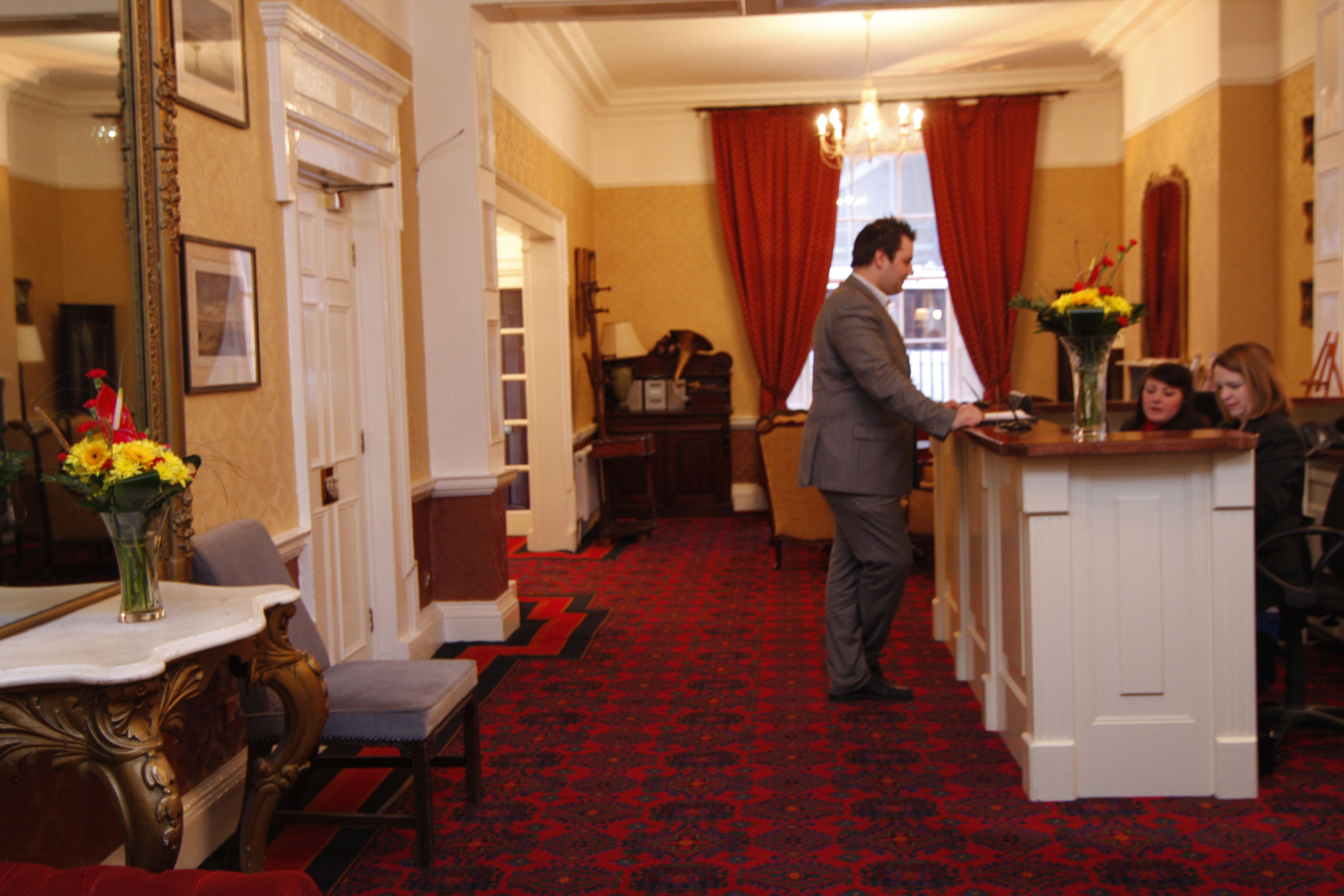 Castle Hotel 11/66