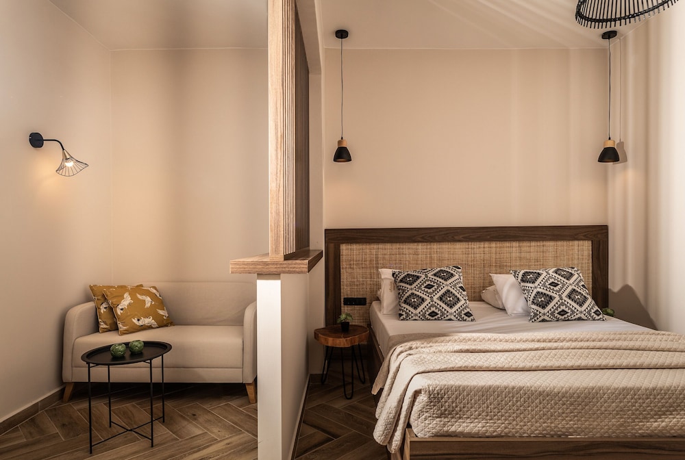 Aeolos Boutique Hotel & Suites 23/65