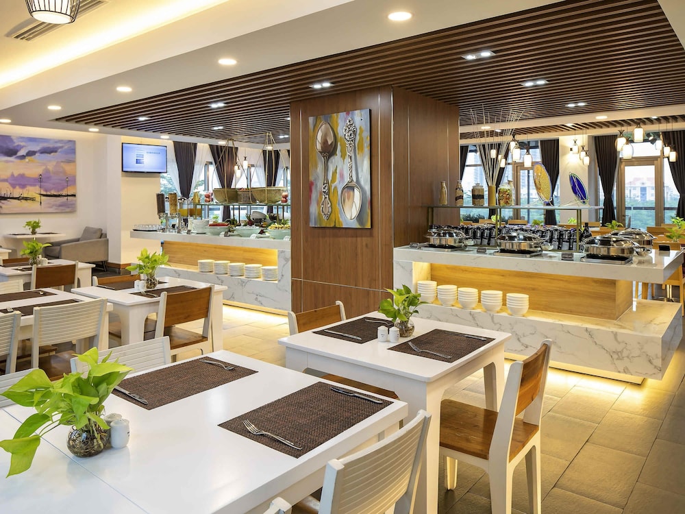 Ibis Saigon South 36/50