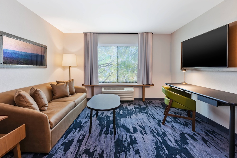 Fairfield Inn And Suites By Marriott Goshen 25/38