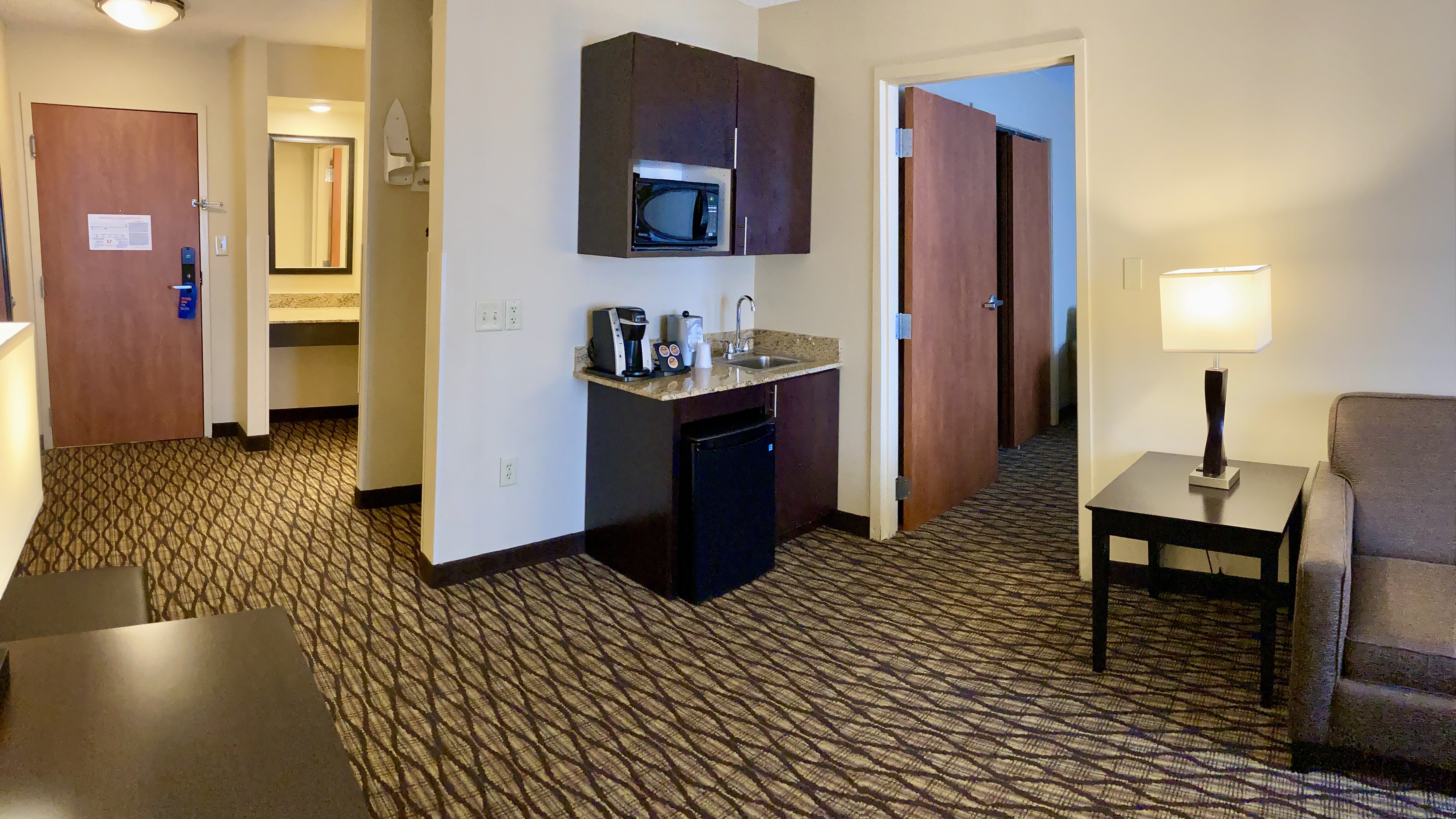 Holiday Inn Express Hotel Suites Edmond 52/63