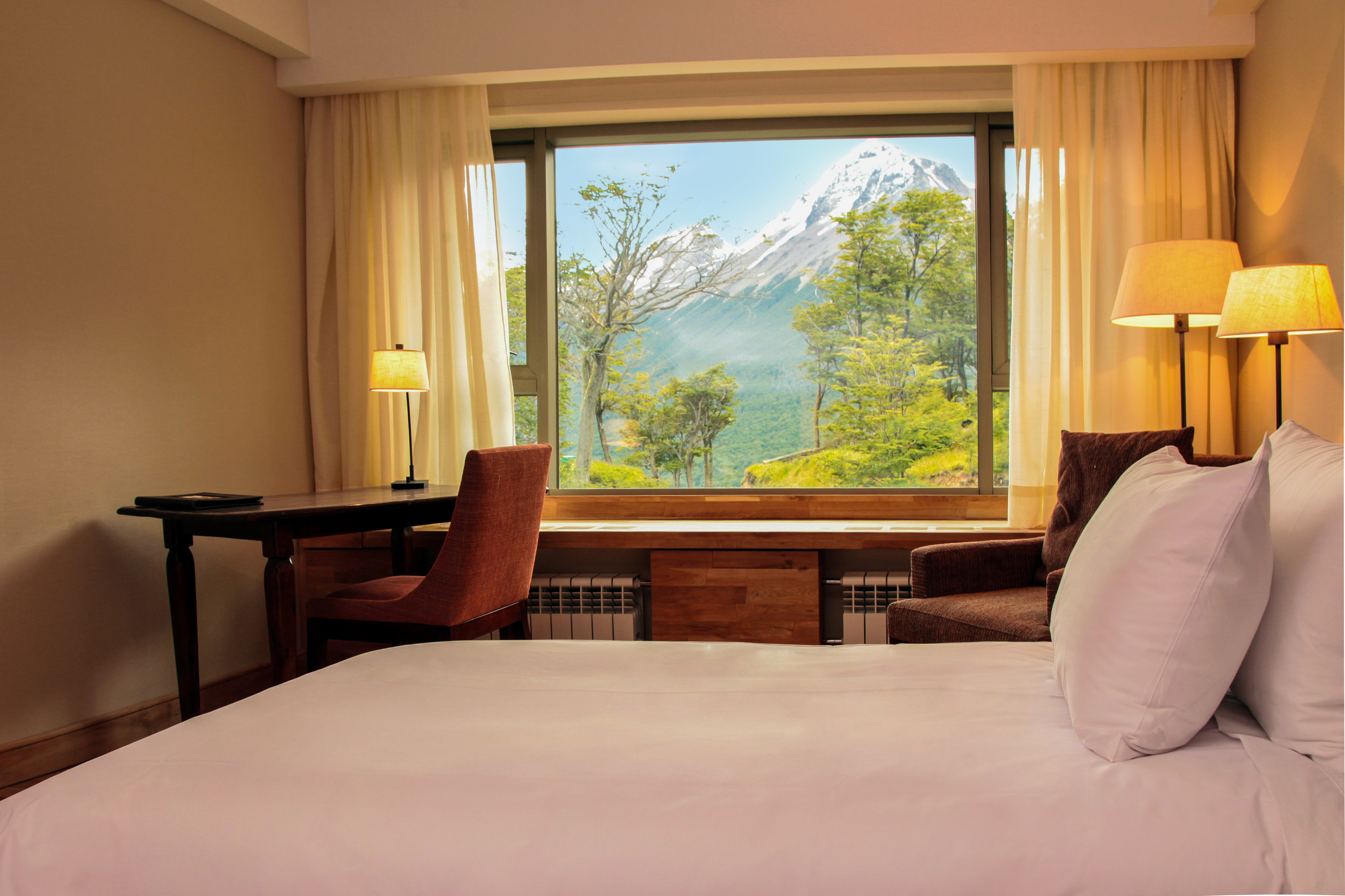 Superior, Double Bed, Mountain View