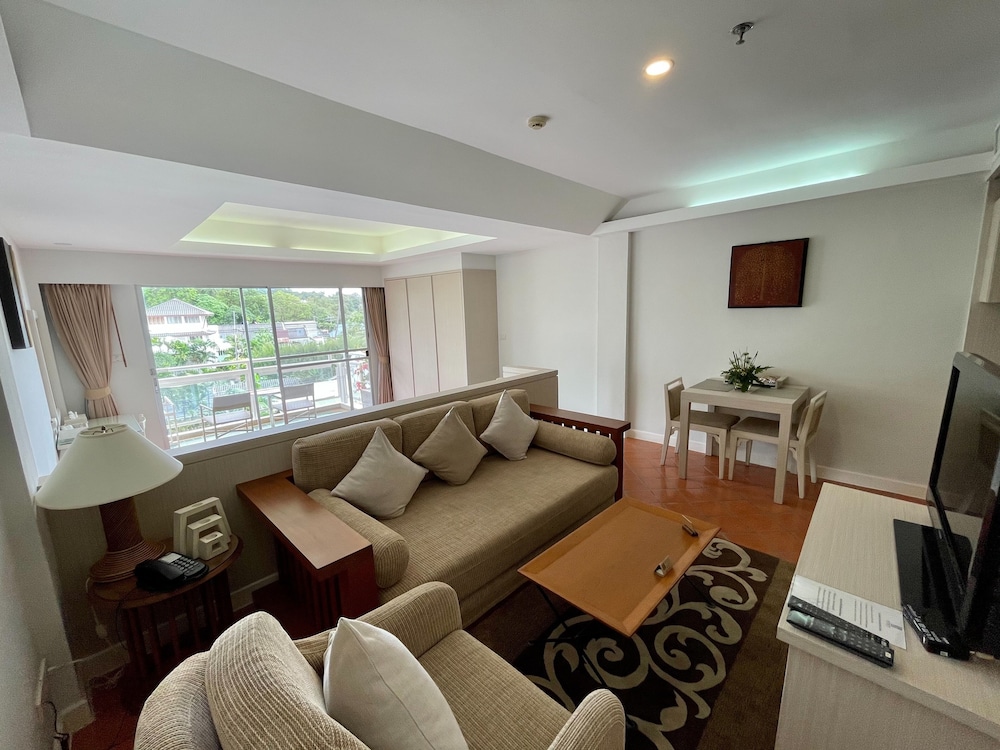 Kantary Bay Phuket 35/65