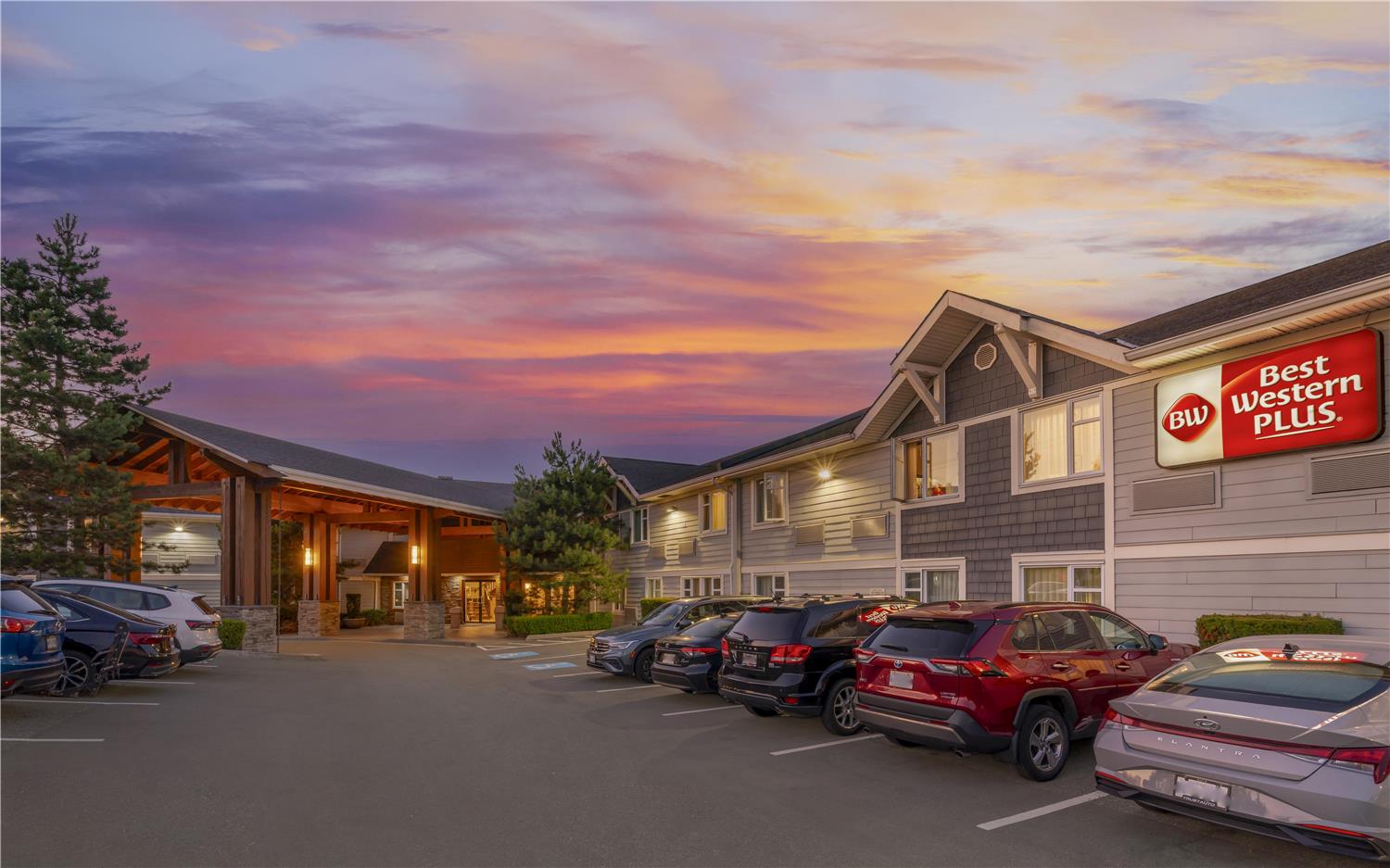 Best Western Plus Country Meadows Inn 26/28
