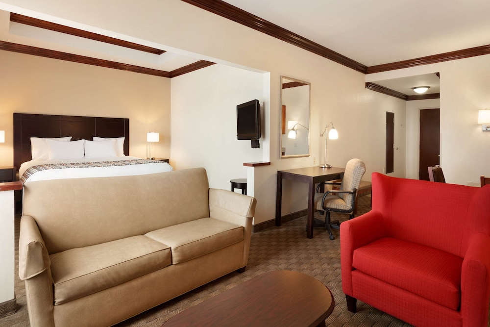 Spark by Hilton Spring Lake Fayetteville 19/30