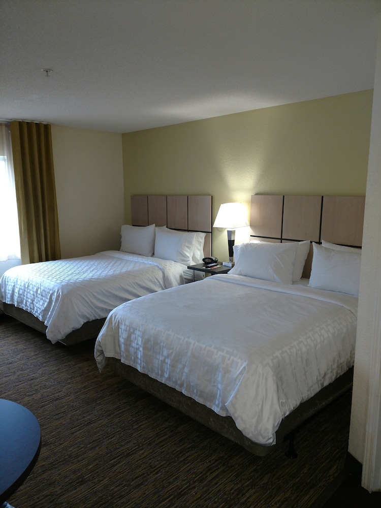 Candlewood Suites Olive Branch 10/27