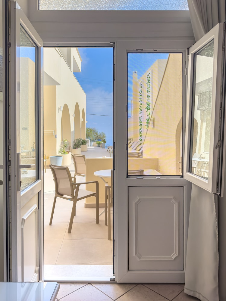 Reverie Santorini Hotel 28/50