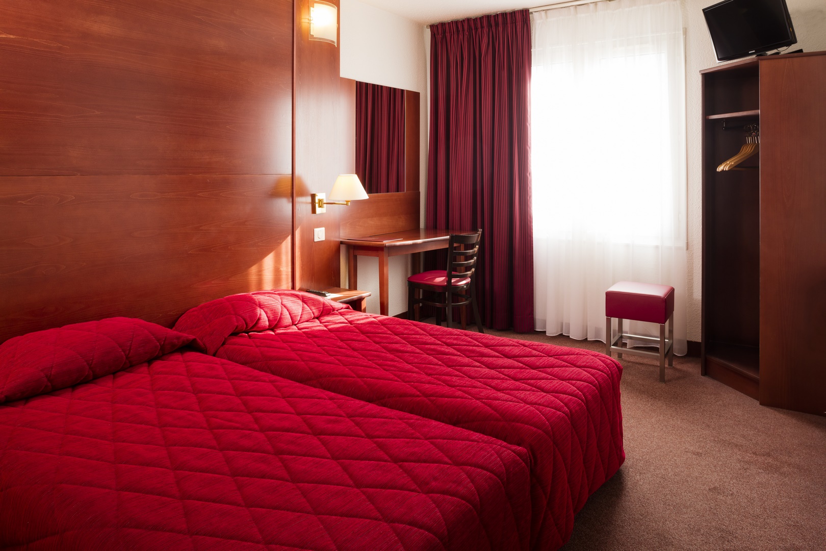 Standard, Double or Twin Bed