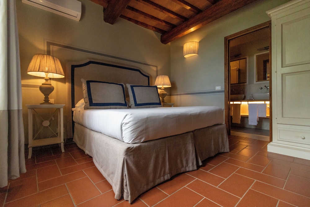 Relais Villa Dell Olmo 15/75