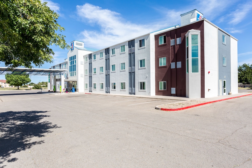 Motel6 Roswell, NM 35/45