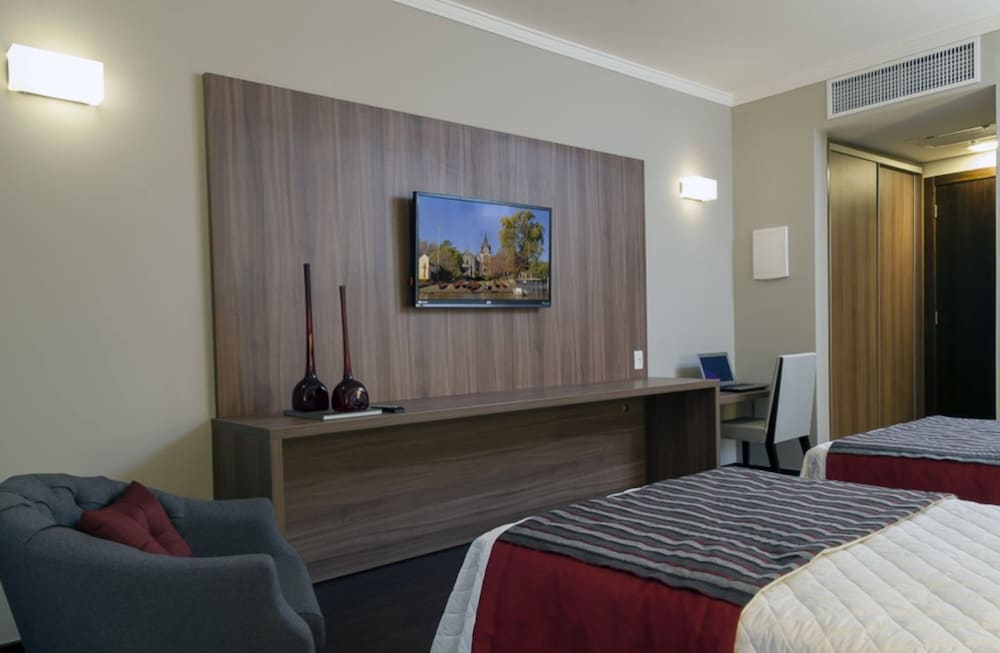 Hotel Kennedy Executive 33/49