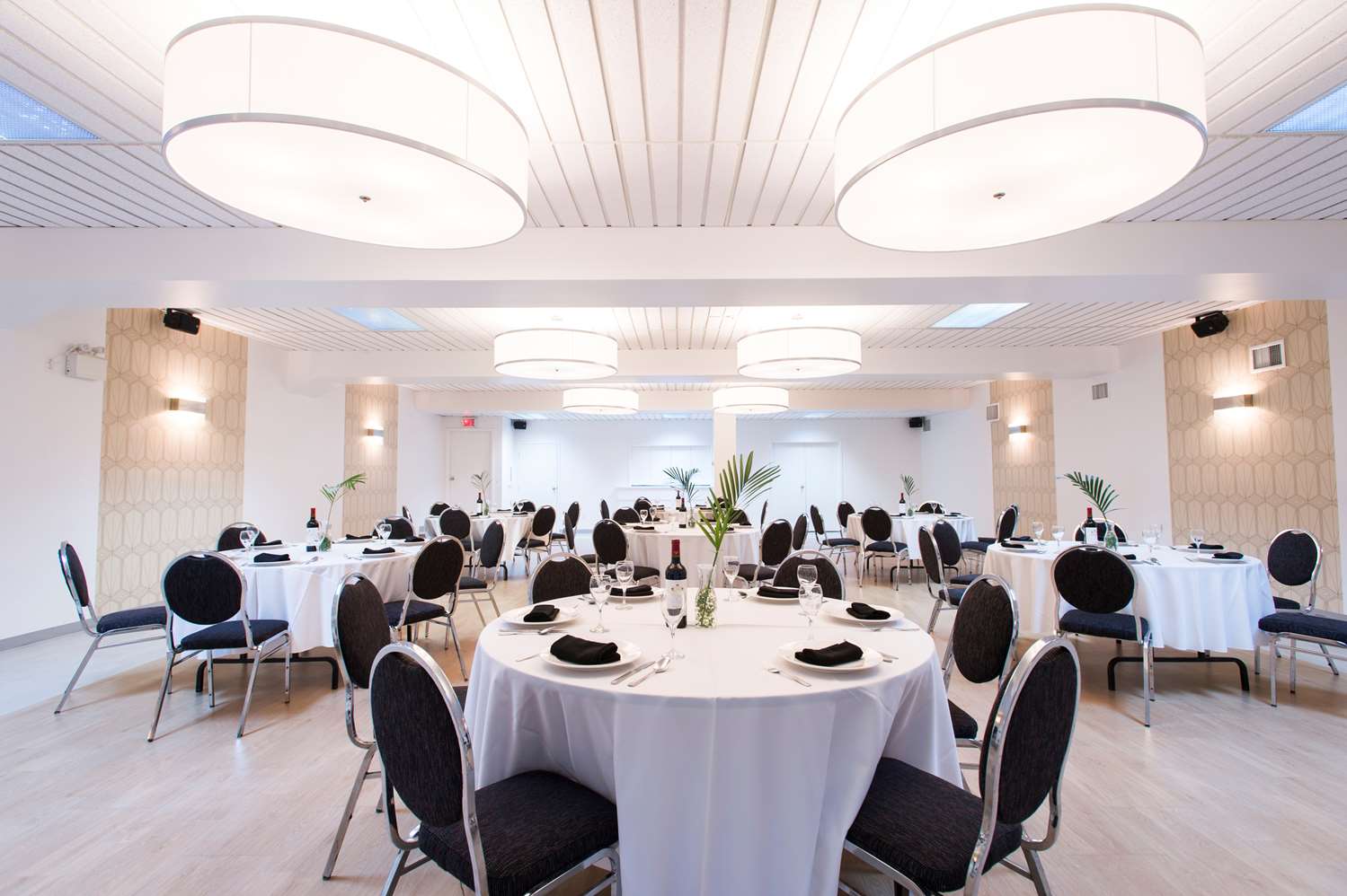 Hotel Albert Rouyn-Noranda 37/43
