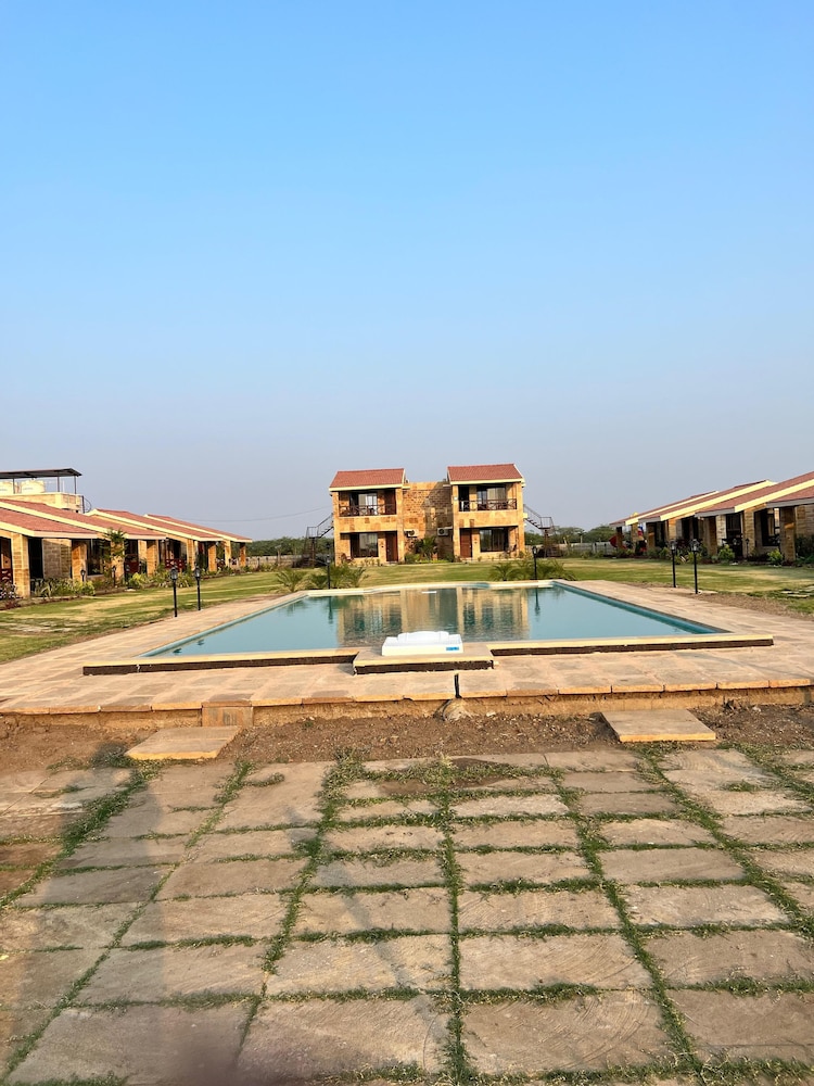The Blackbuck Trails, VELAVADAR 39/49