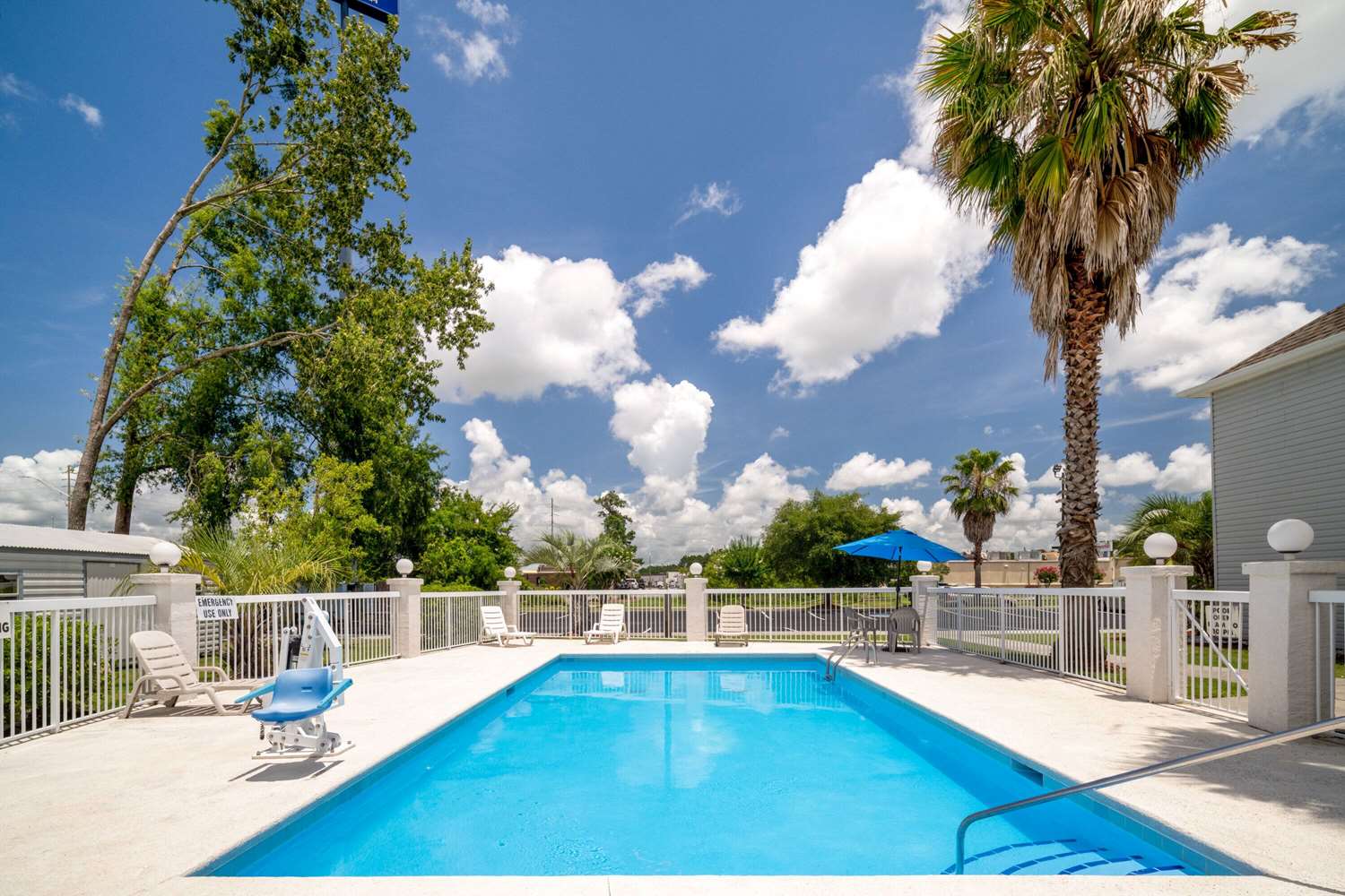 Microtel Inn And Suites Savannah Pooler 32/34