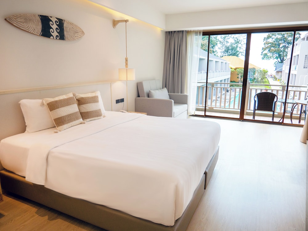 Khaolak Emerald Beach Resort and Spa 12/50