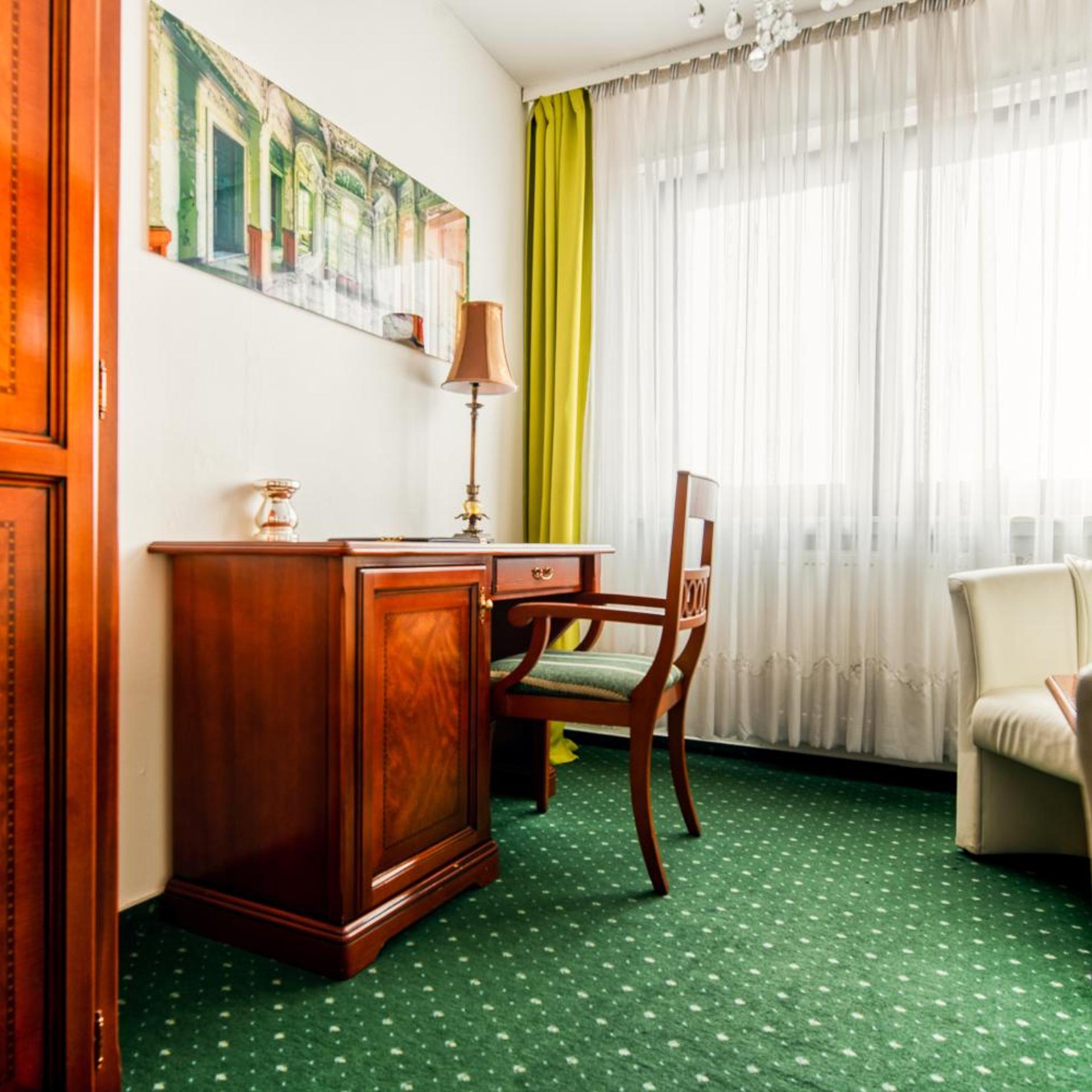 Central-Hotel am Konigshof 2/50