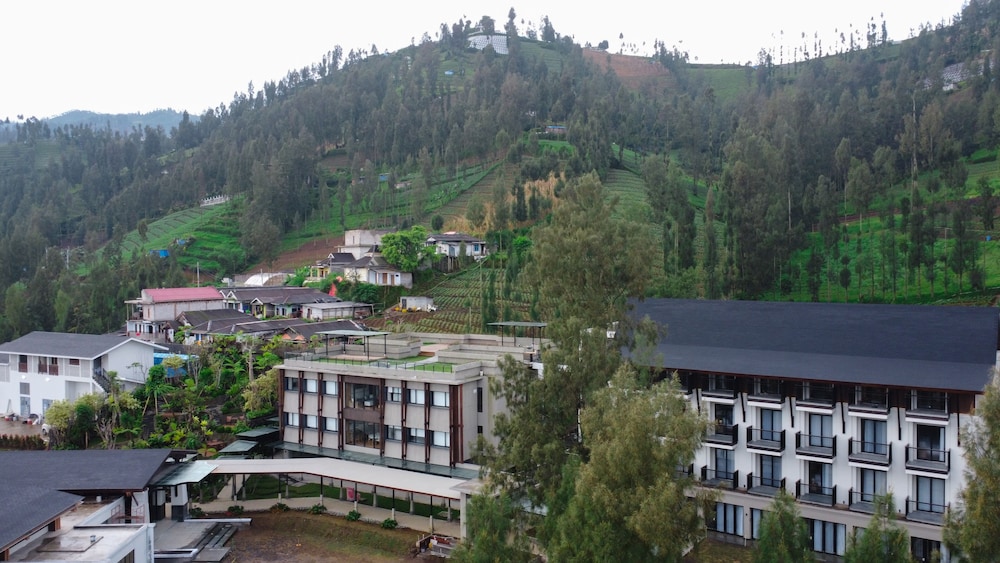 Jambuluwuk Bromo Resort in Wonokitri