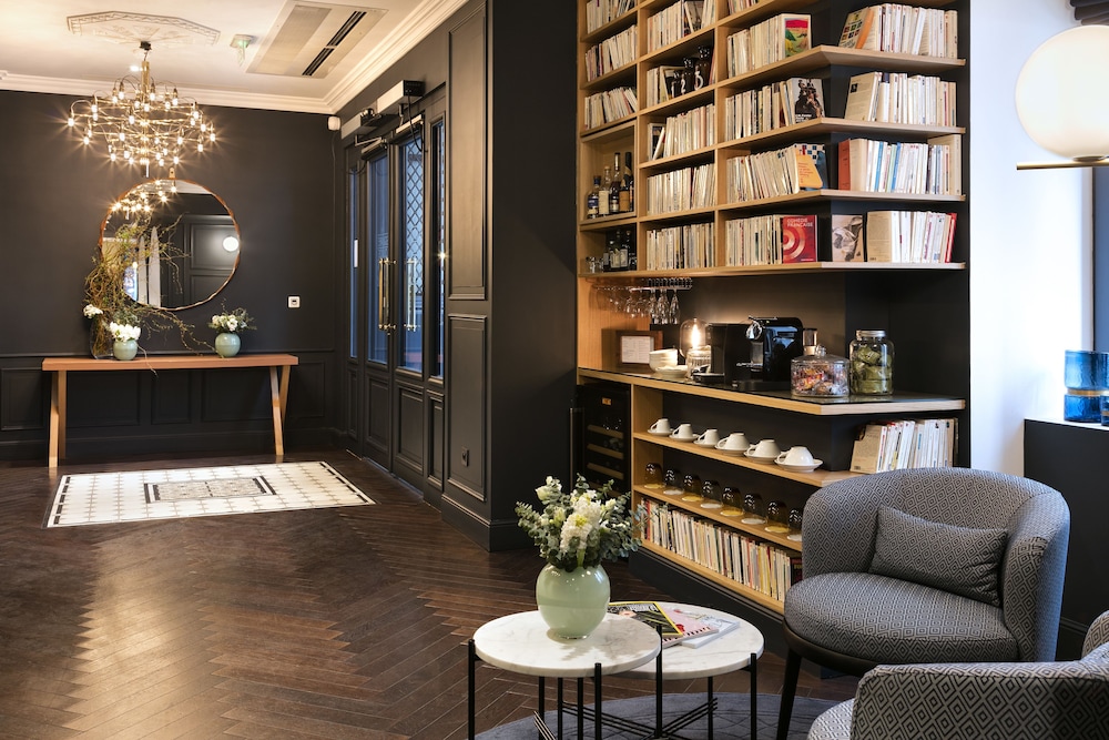Lobby at Hotel Square Louvois, PARIS