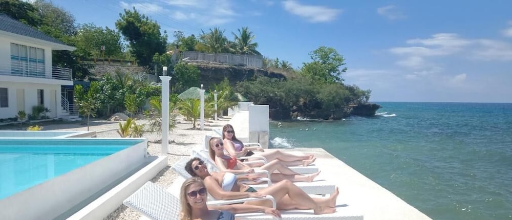 Seascape Resort Oslob 3/66