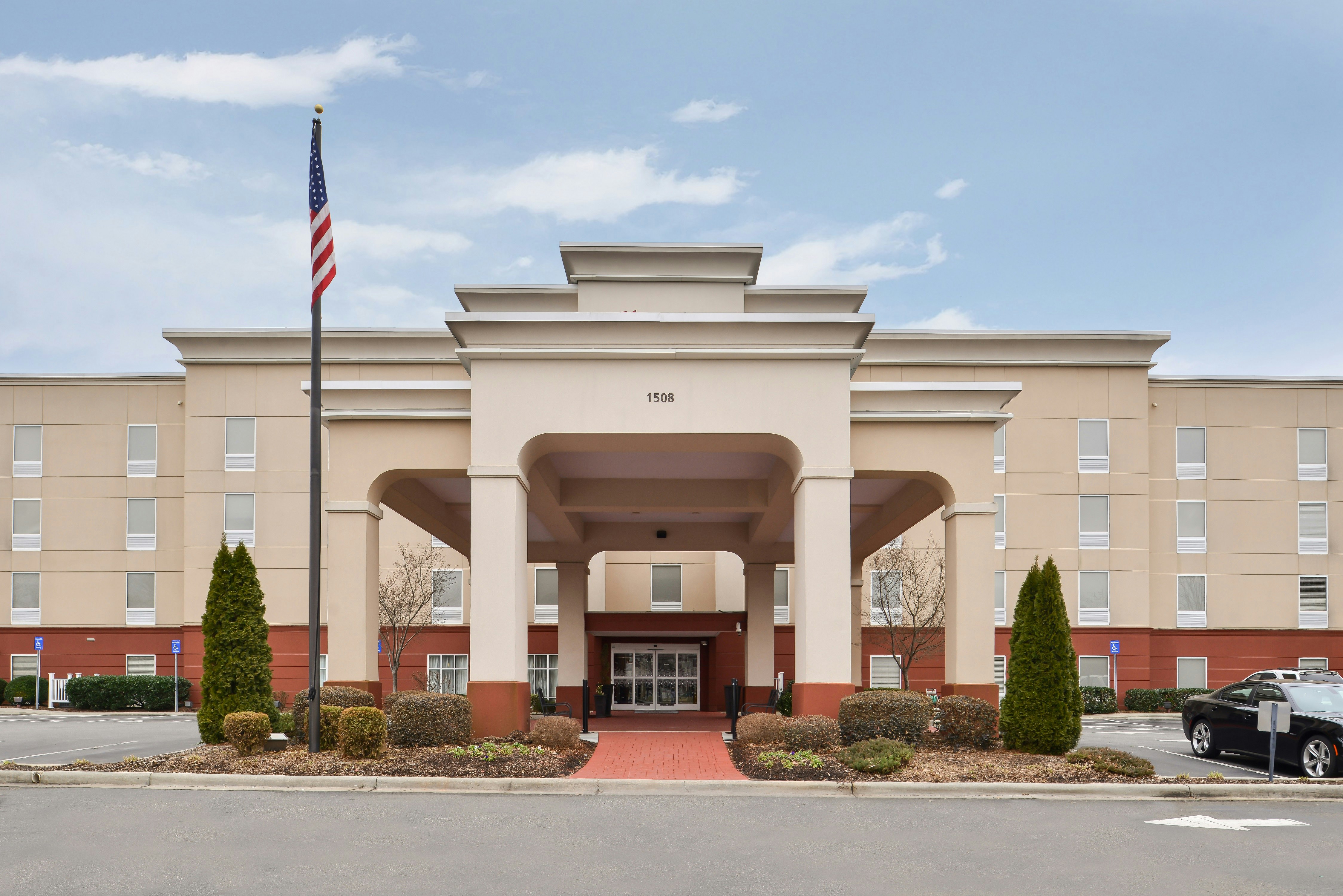 Hampton Inn Statesville 2/72