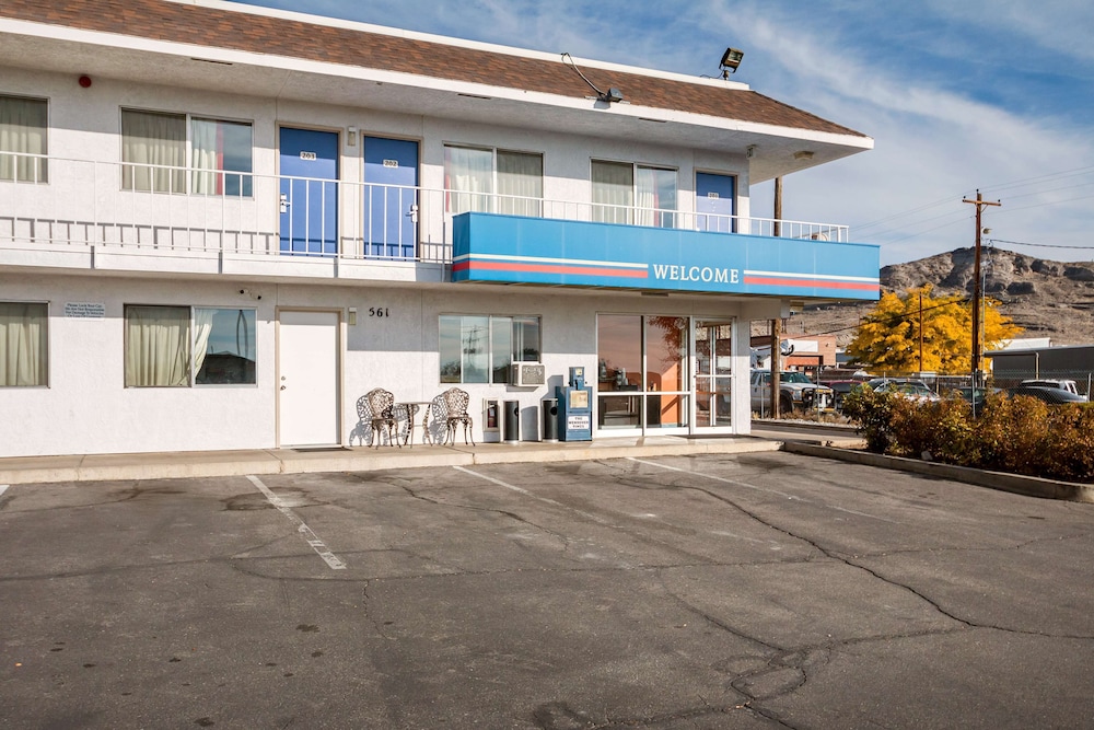 Motel6 Wendover, UT 40/45