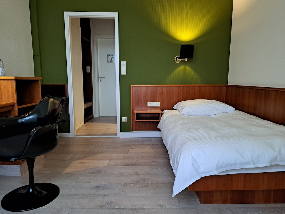 Union Hotel Offenburg 11/28