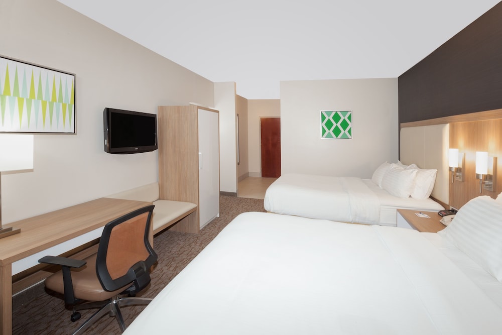 Holiday Inn Express Hotel And Suites Dayton West Brookville 18/46