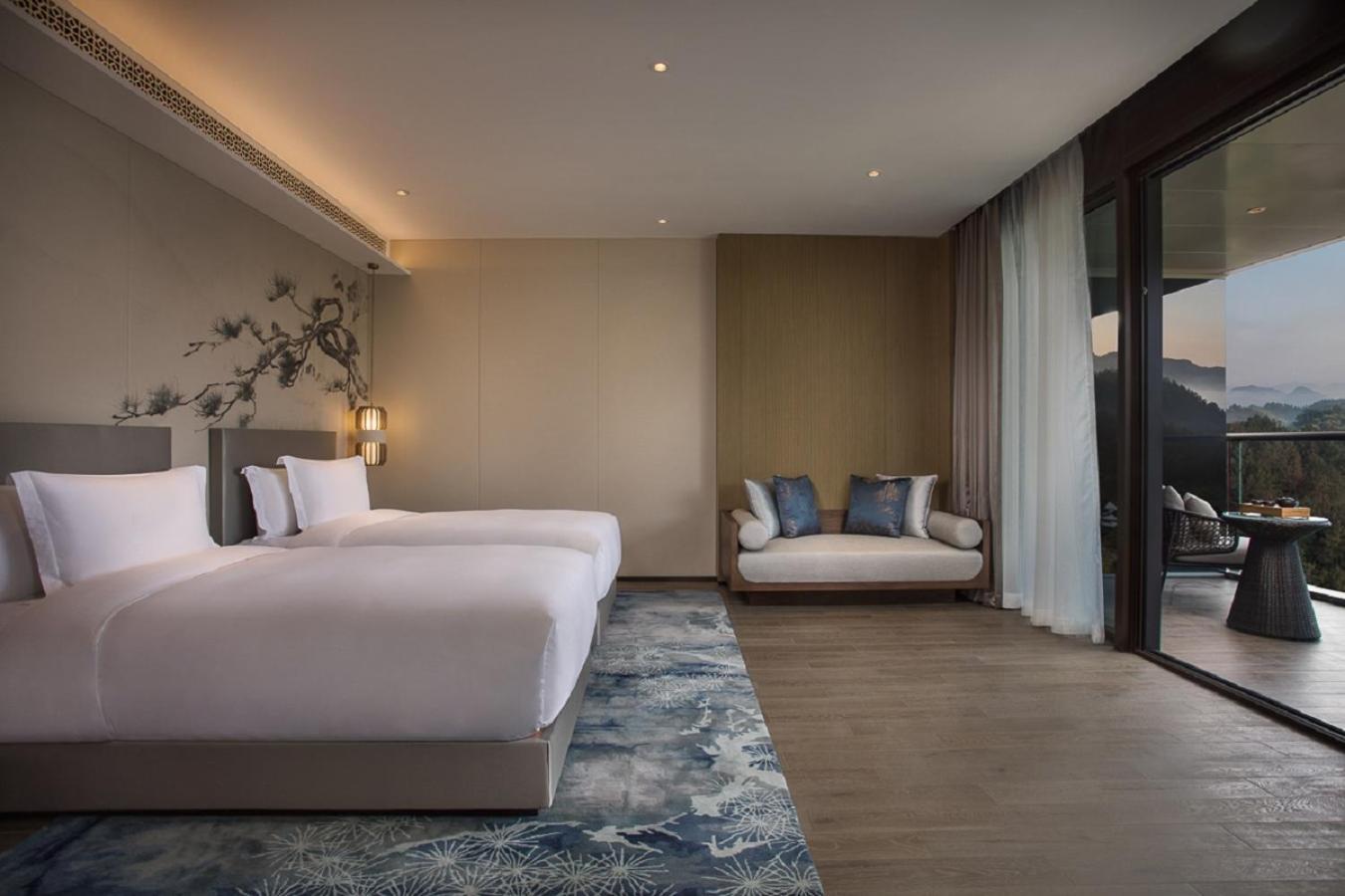 Garden, Twin Beds