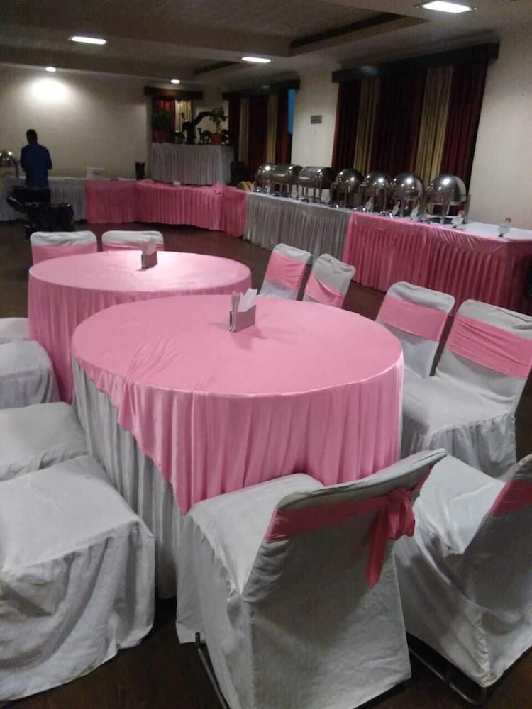 Hotel Rudra Continental 34/47
