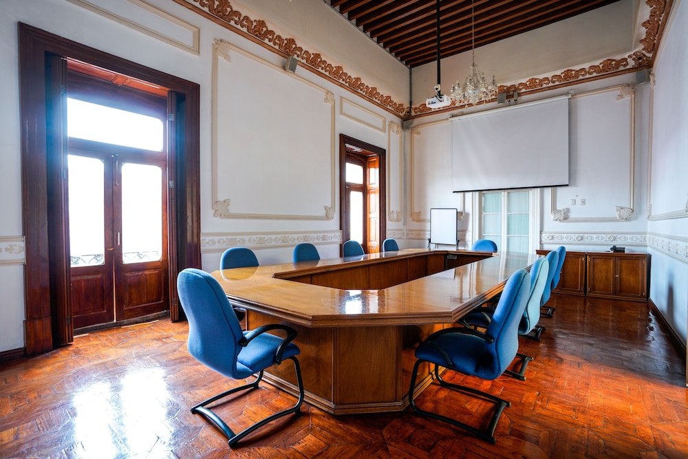 Hotel Senorial 34/50