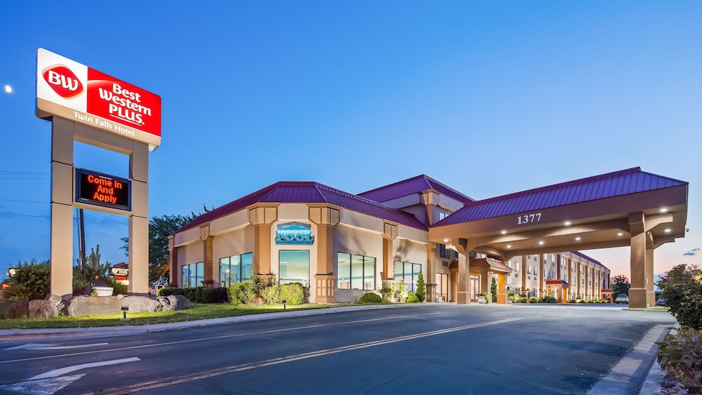 Best Western Plus Twin Falls Hotel 1/37