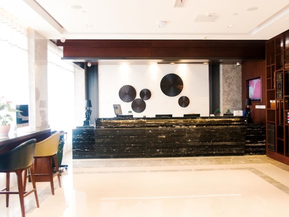 Greentree Inn Taizhou Taixing Middle Guoqing Road Business Hotel 2/32