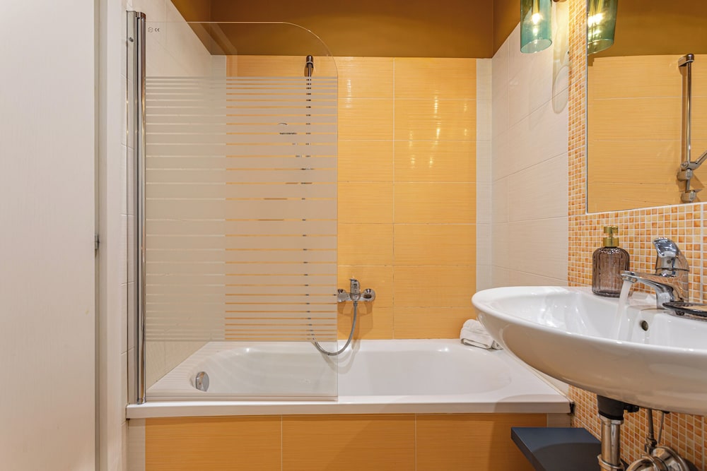 Cozy Flat Near Colosseum 39/48