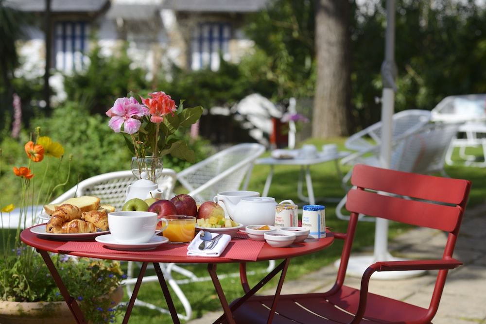 Saint Christophe Hotel 31/50