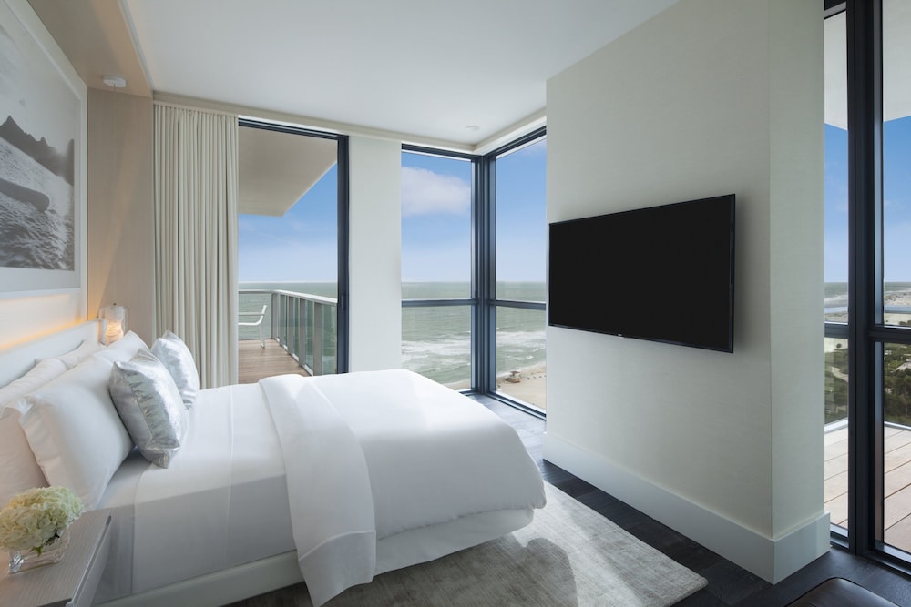 W South Beach Hotel 27/68