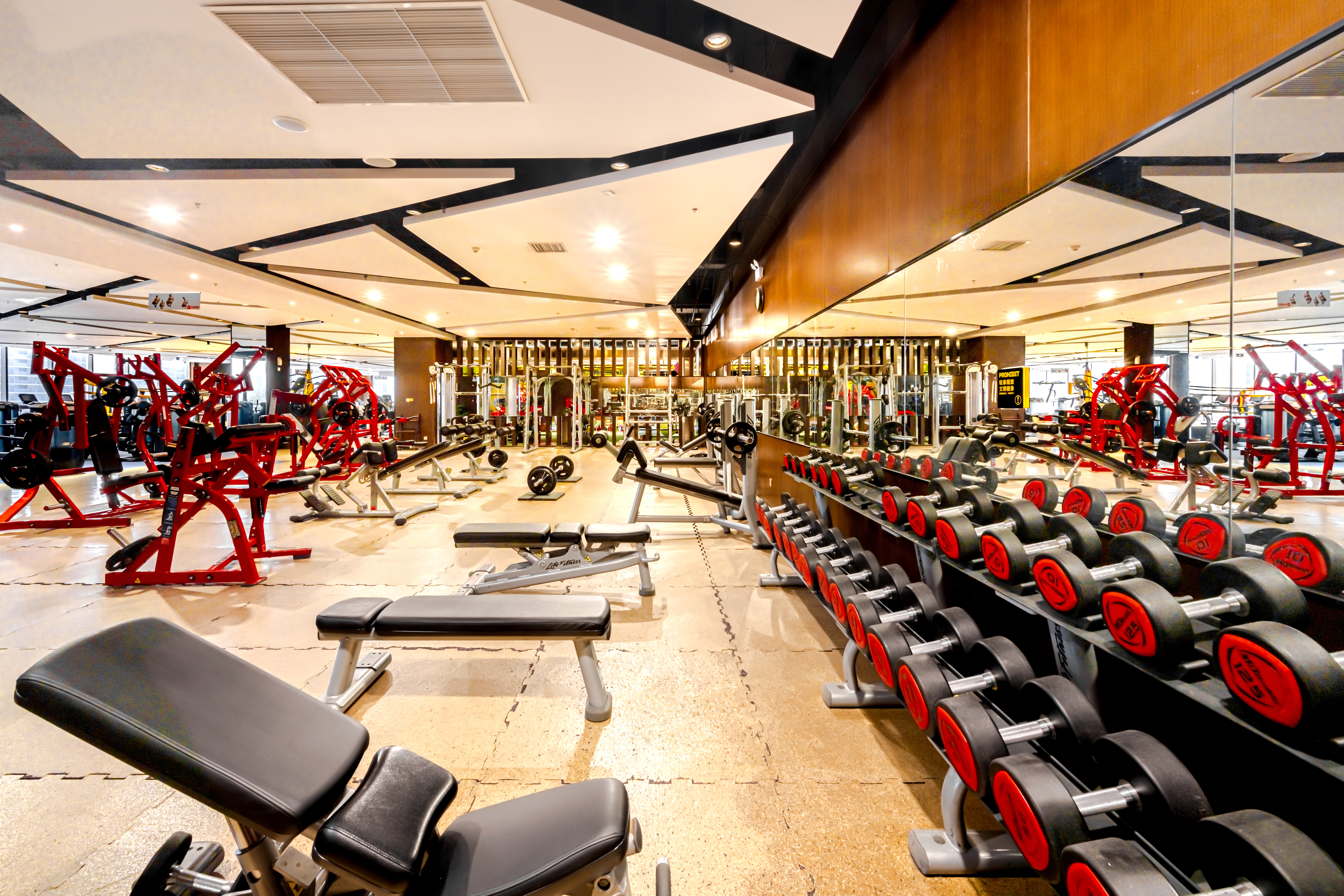 CROWNE PLAZA WUXI TAIHU 41/76