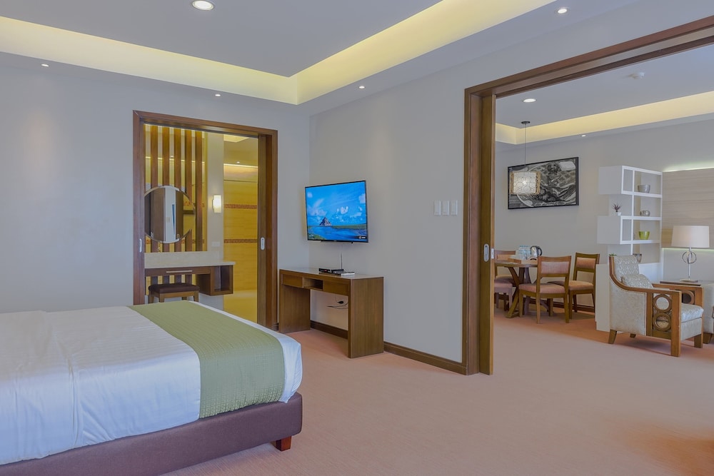 Mansion Garden Hotel 35/73