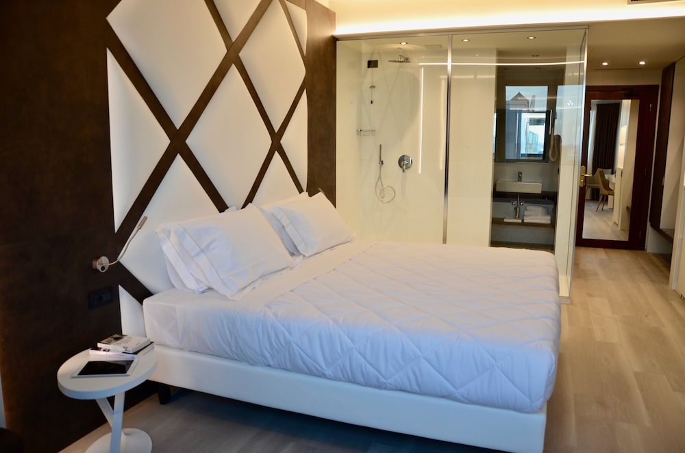 Hotel Victoria 14/68
