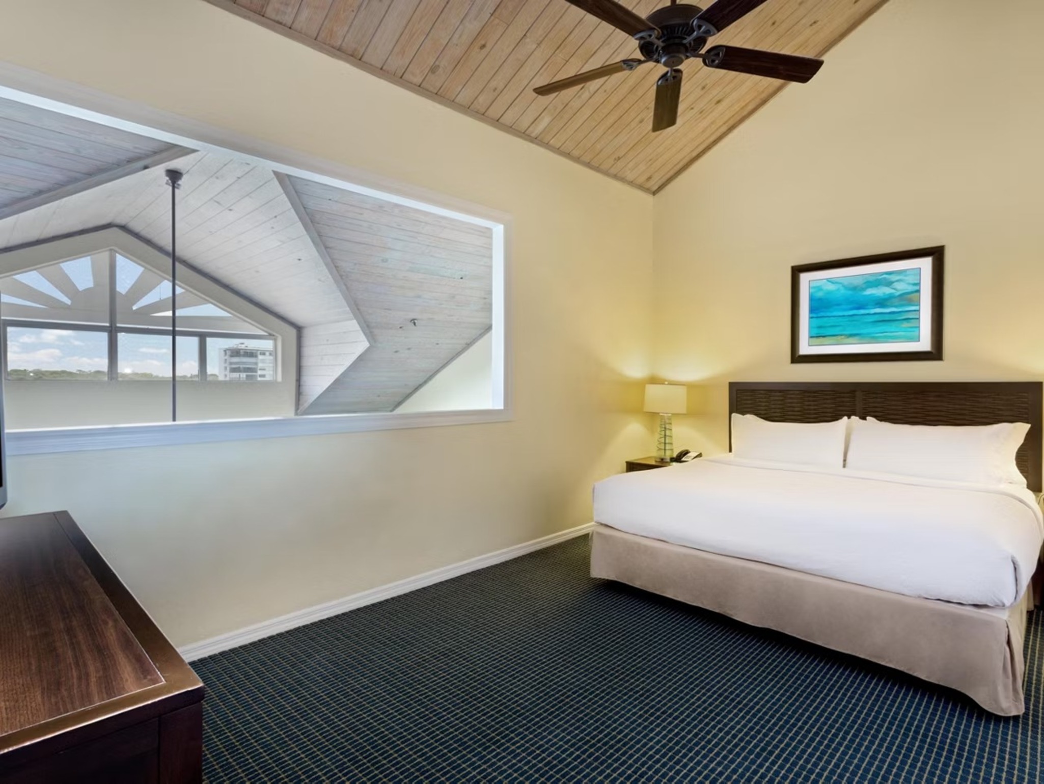 فيلا بإطلالة، Holiday Inn & Suites Clearwater Beach S-harbourside 2/5