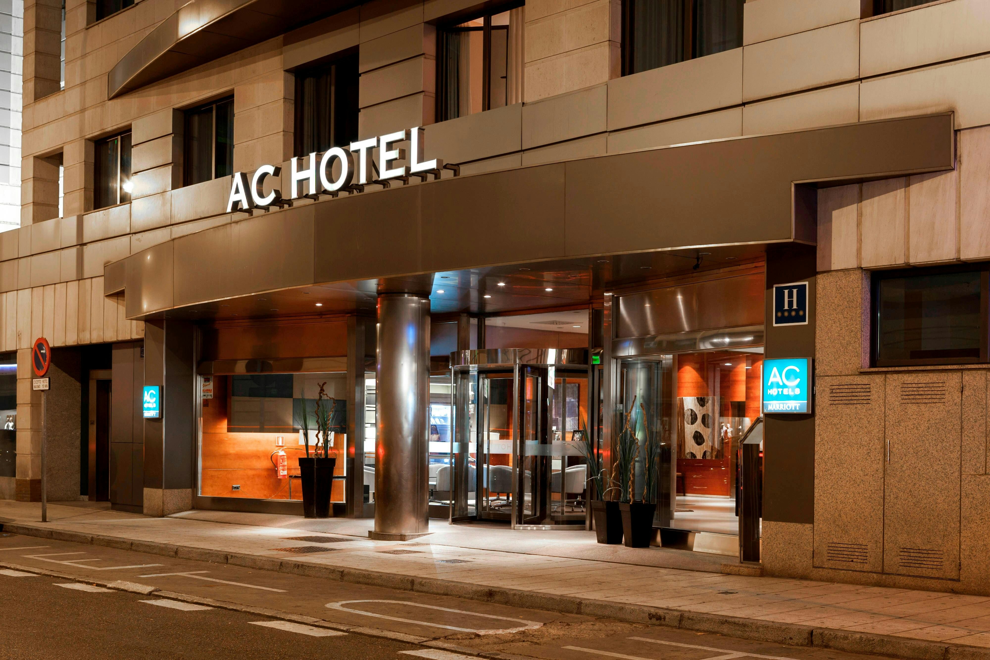 Ac Hotel Leon San Antonio 3/46