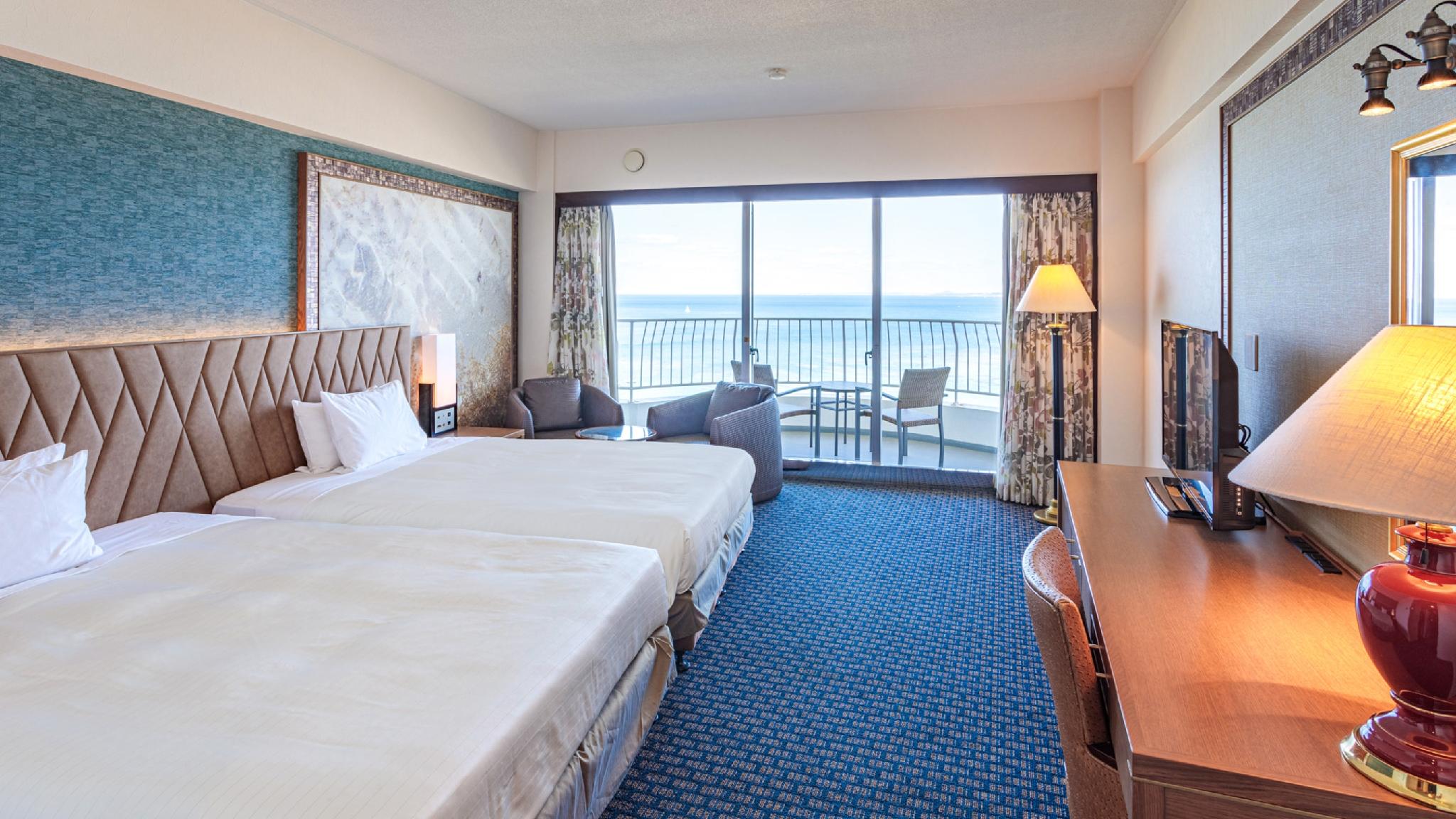 Premier, Twin Beds, Ocean View, Top Floor