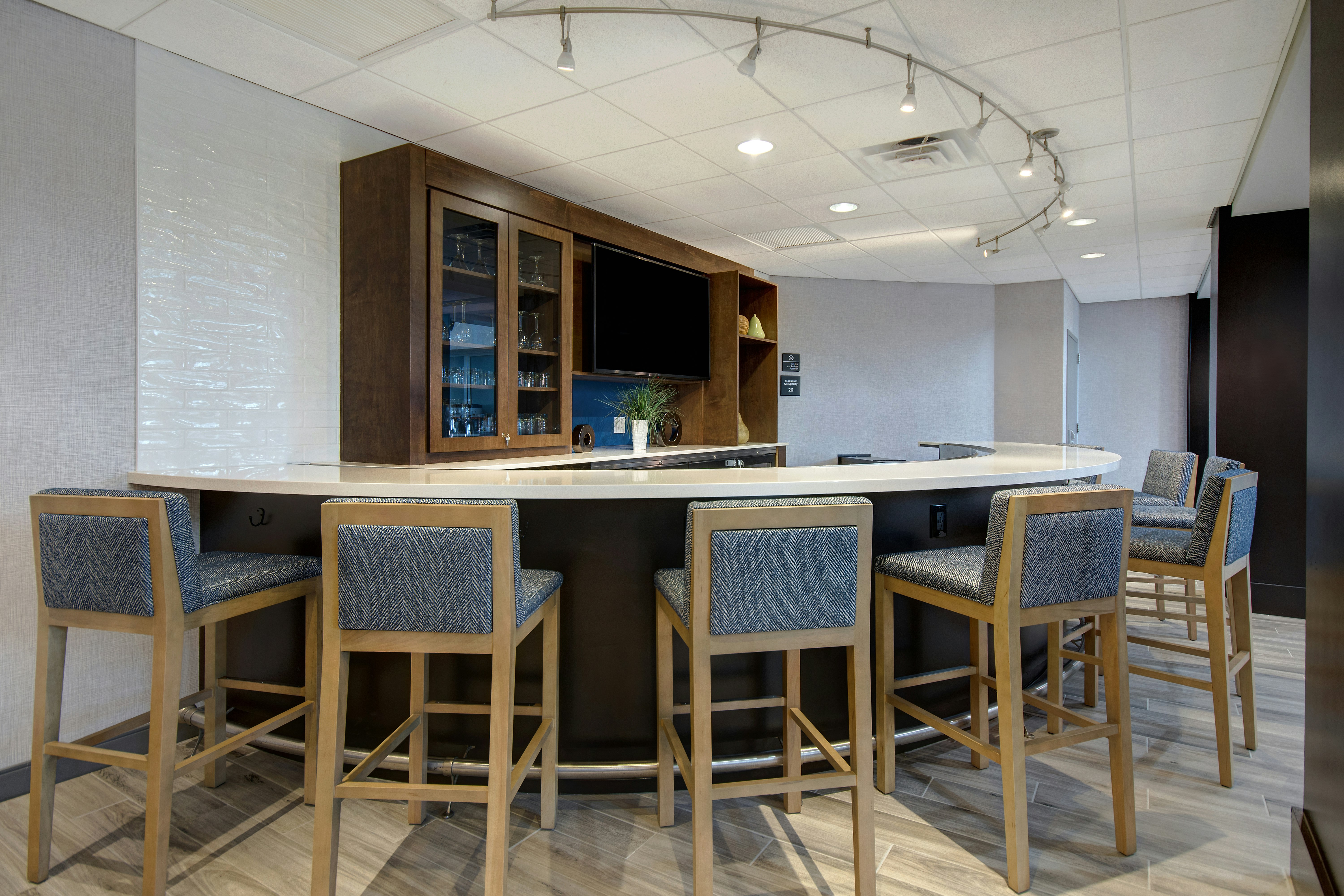 Hampton Inn & Suites Yonkers 10/17