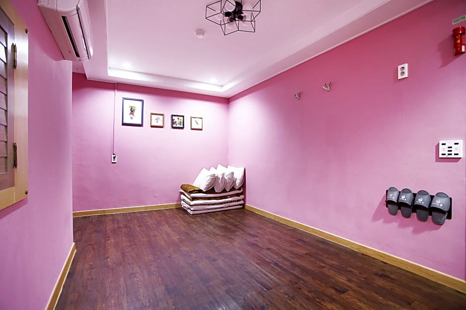 Hotel Mong Chuncheon 22/89