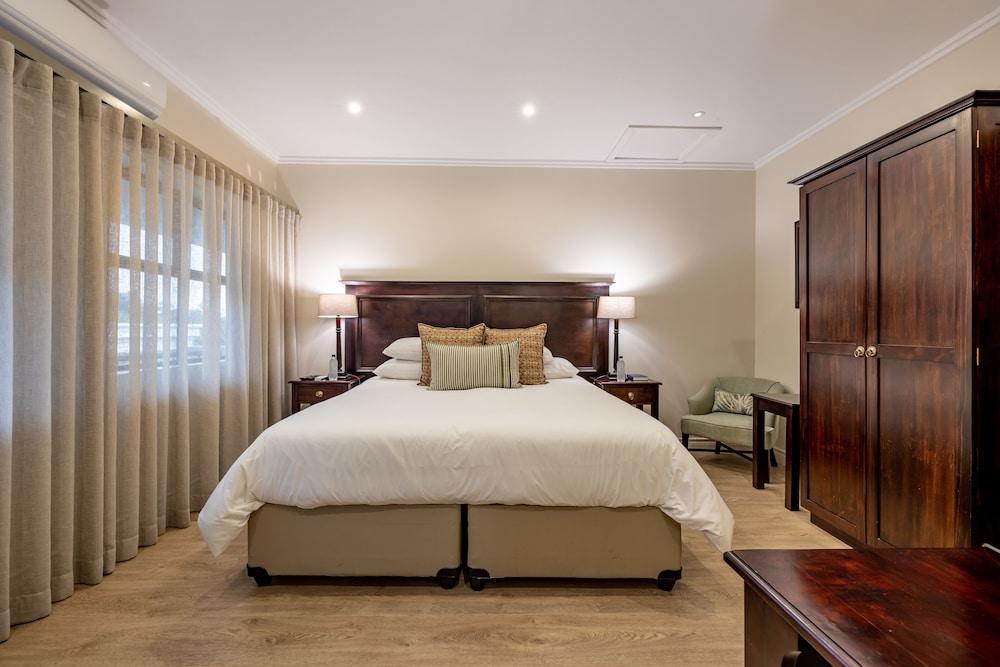 Sheppard Boutique Guesthouse 21/50