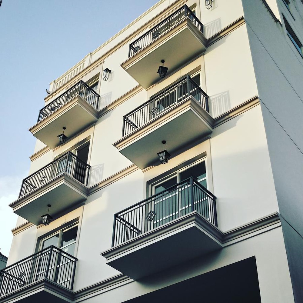 Maison de Camille 1/63