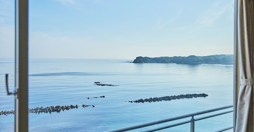 Katsuura Hotel Mikazuki 65/70